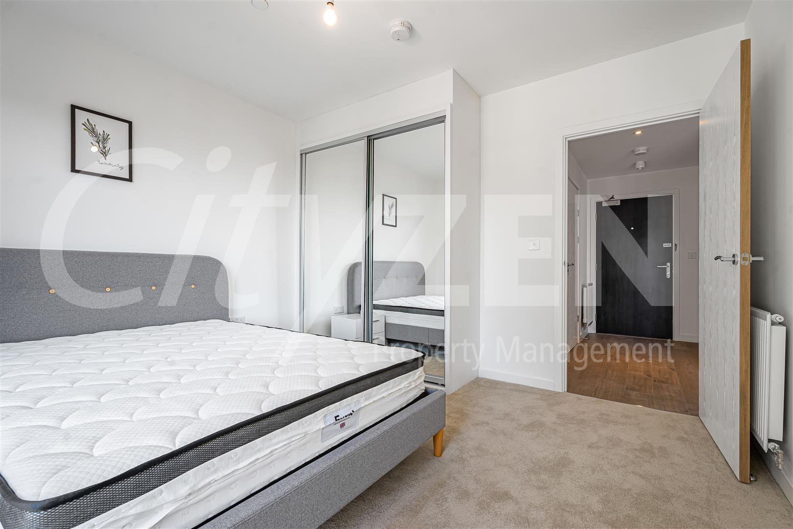 Flat Burlington Road in Greater London