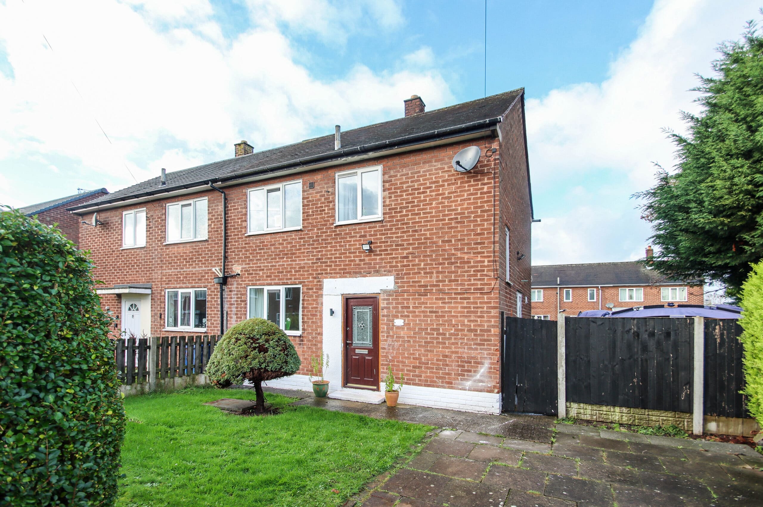 House Rowan Walk in Trafford
