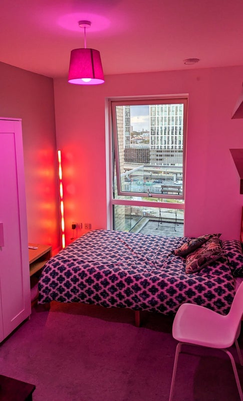 Room Anderson Square in Greater London