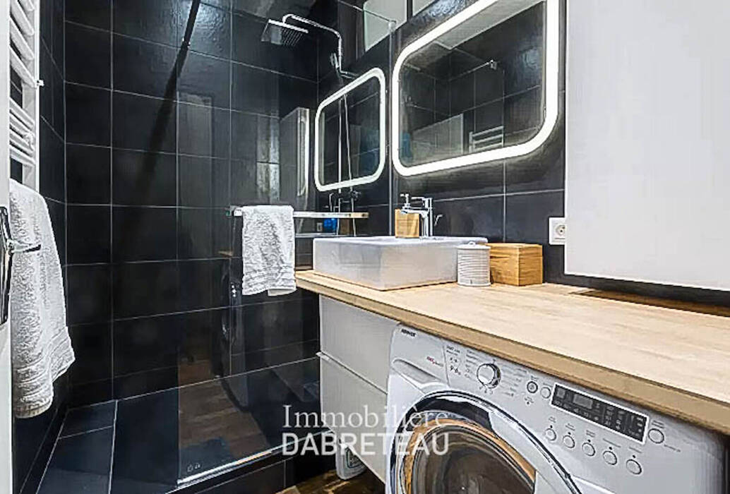 Flat Rue des Charmettes in Lyon