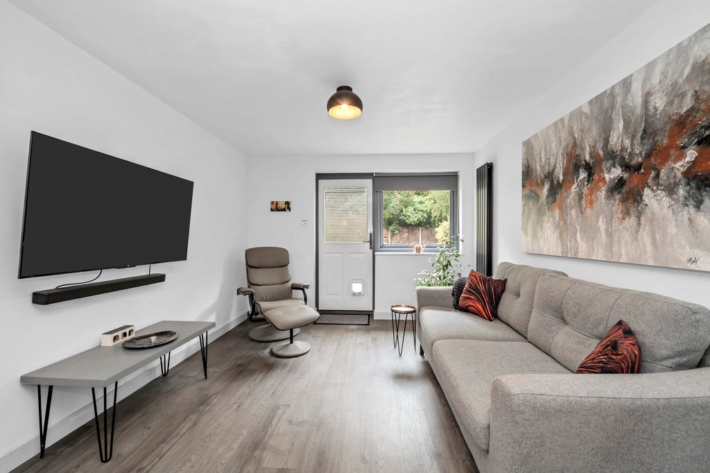 Flat Wollaston Close in West Suffolk