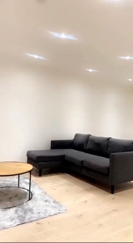 Room Atlantis Avenue in Greater London