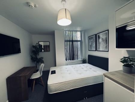 Room Balmoral Road in Lancaster