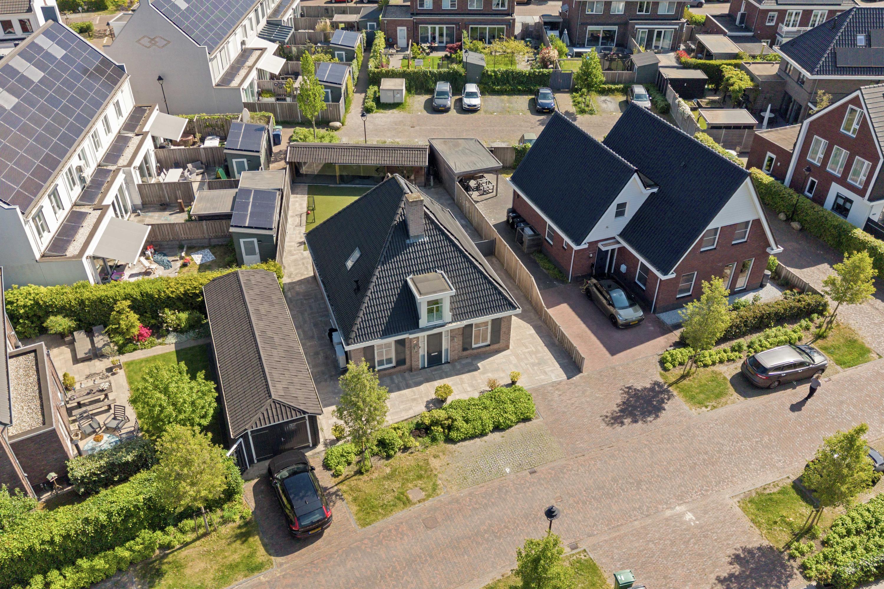 Vrijstaande woning te koop: William Braggstraat 10, Almere
