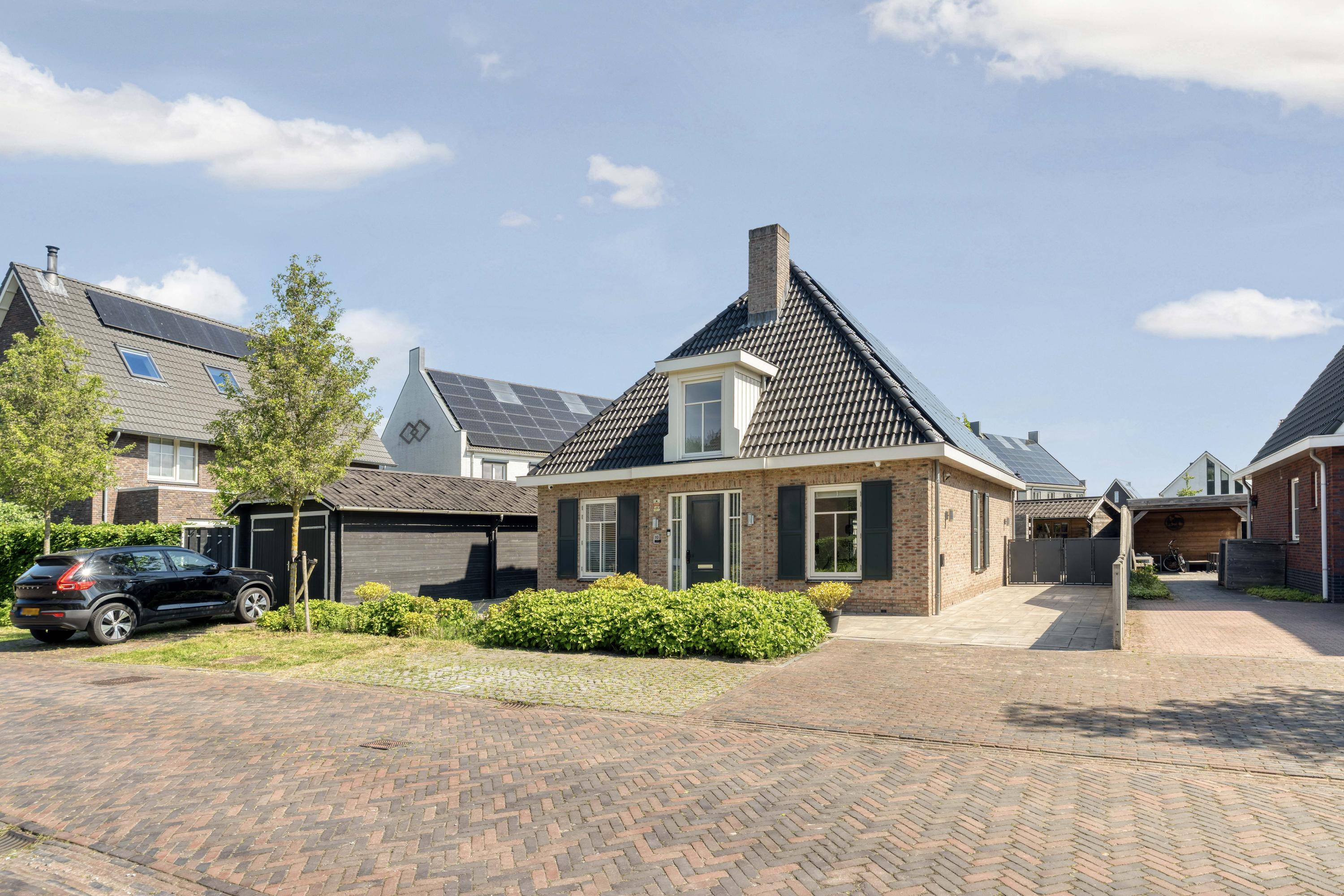 Vrijstaande woning te koop: William Braggstraat 10, Almere
