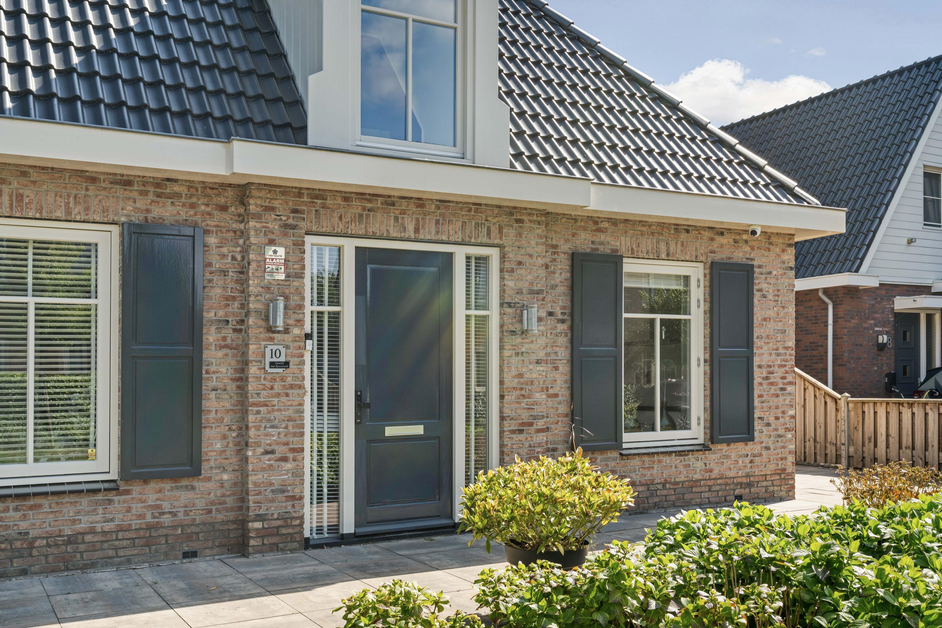 Vrijstaande woning te koop: William Braggstraat 10, Almere