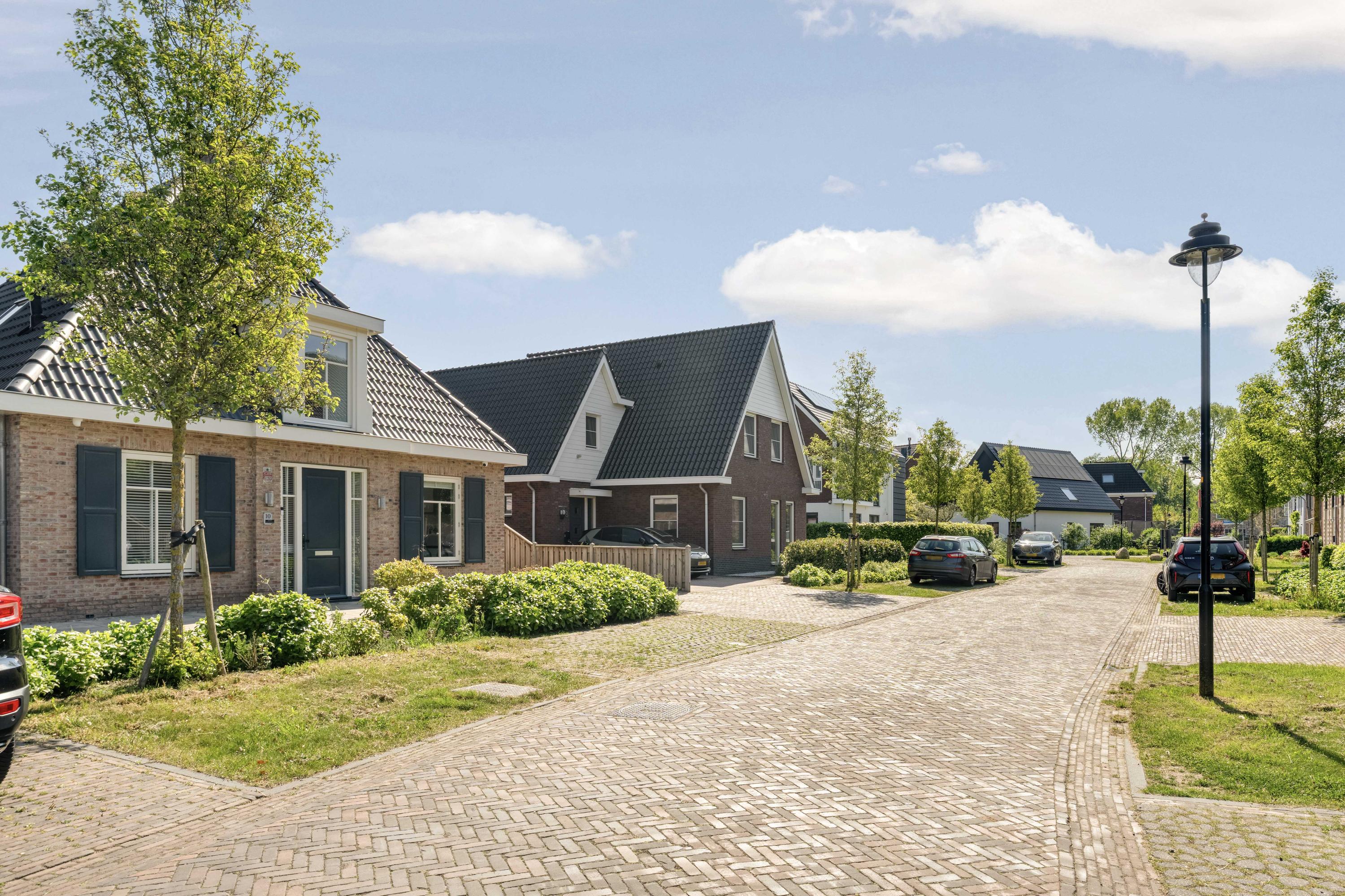 Vrijstaande woning te koop: William Braggstraat 10, Almere