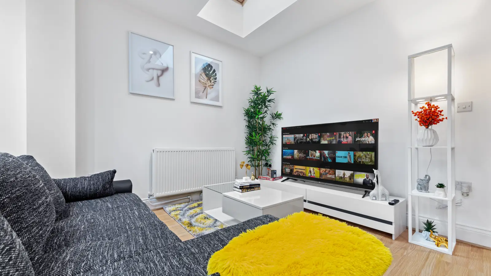 Flat Furley Road in Greater London