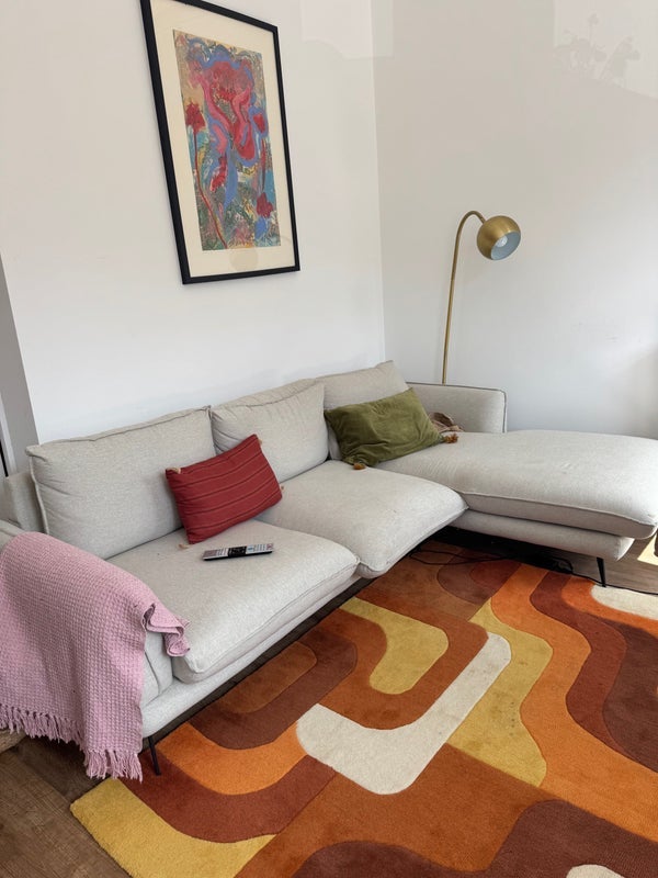 Room Croxley Road in City of Westminster