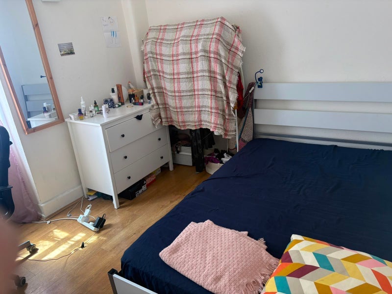 Room Green Lanes in Greater London