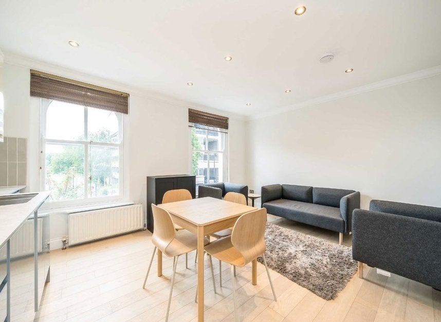 Flat Landor Road in Greater London