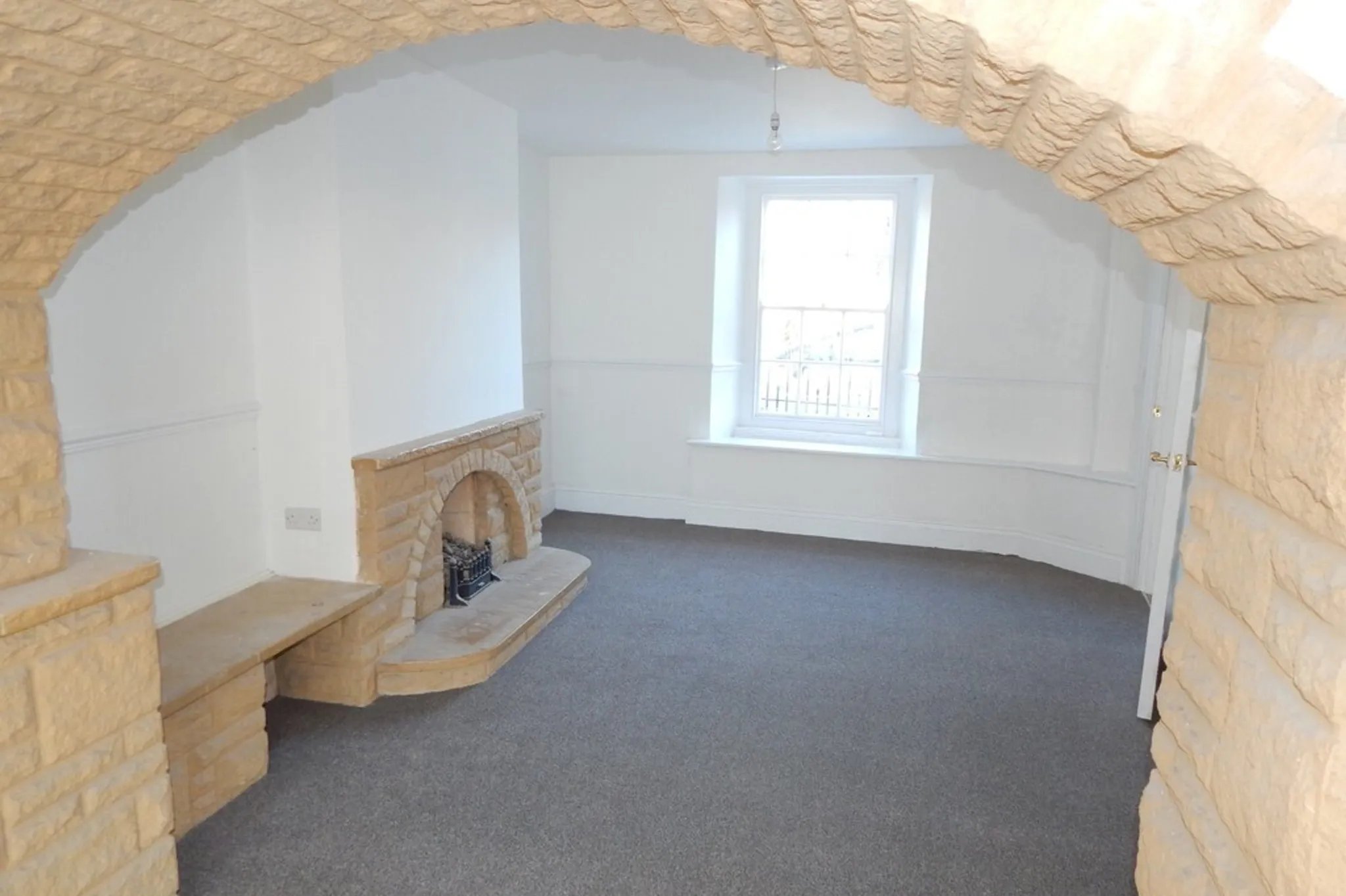 House Florida Gardens in Castle Cary