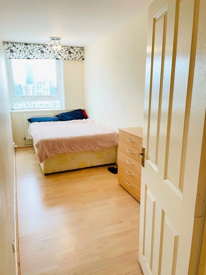 Room The Quarterdeck in Greater London