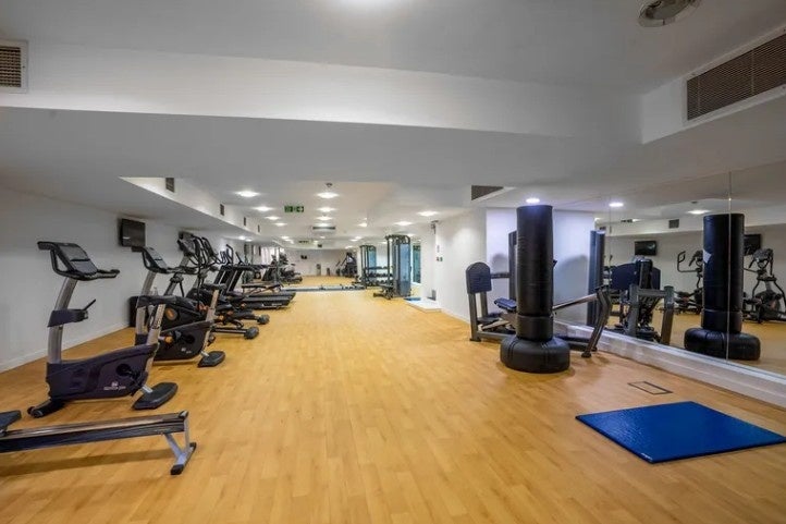 Flat Freeling Street in Greater London