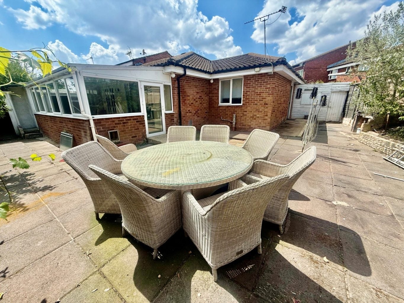House Meux Close in Cheshunt