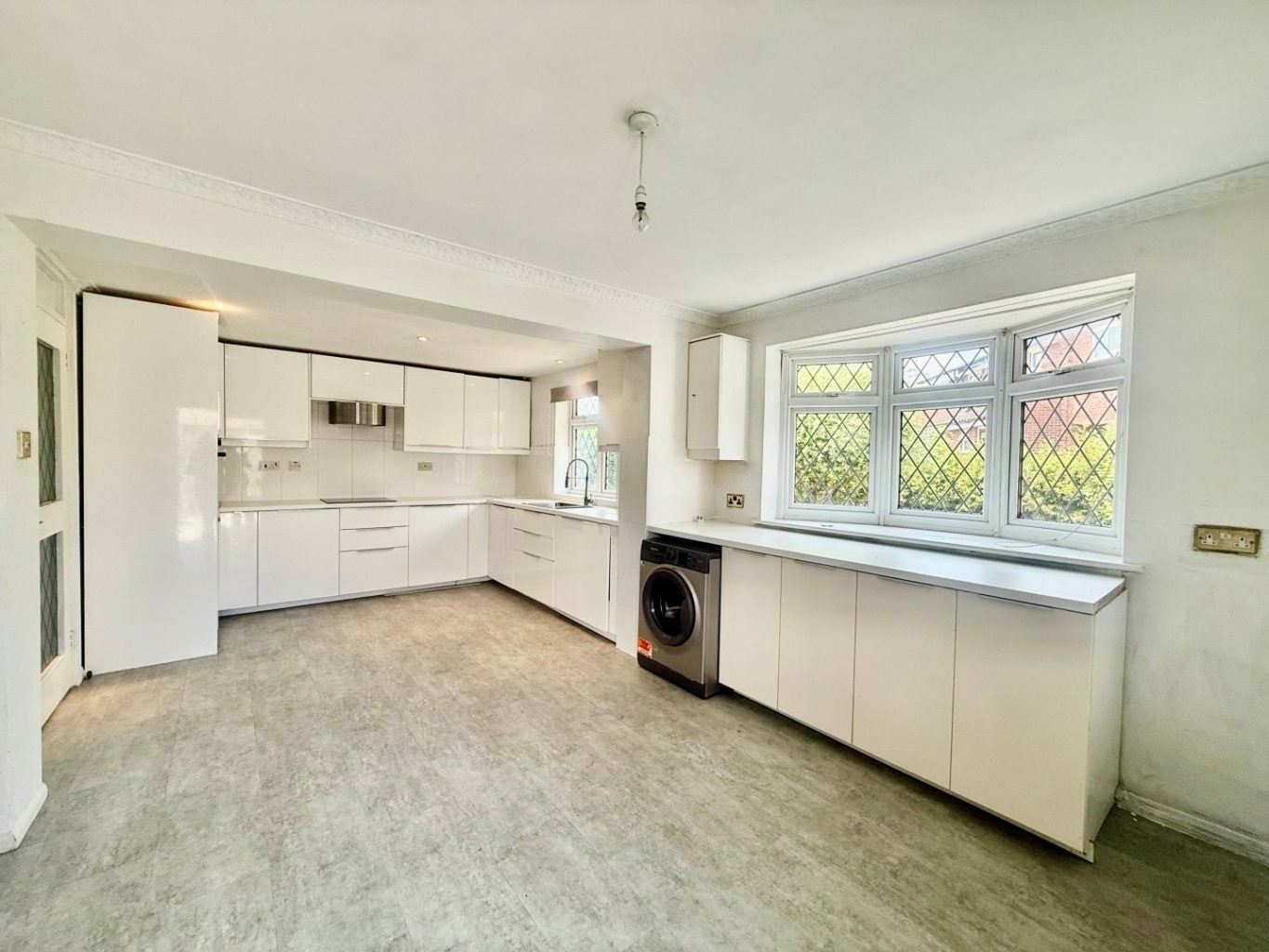 House Meux Close in Cheshunt