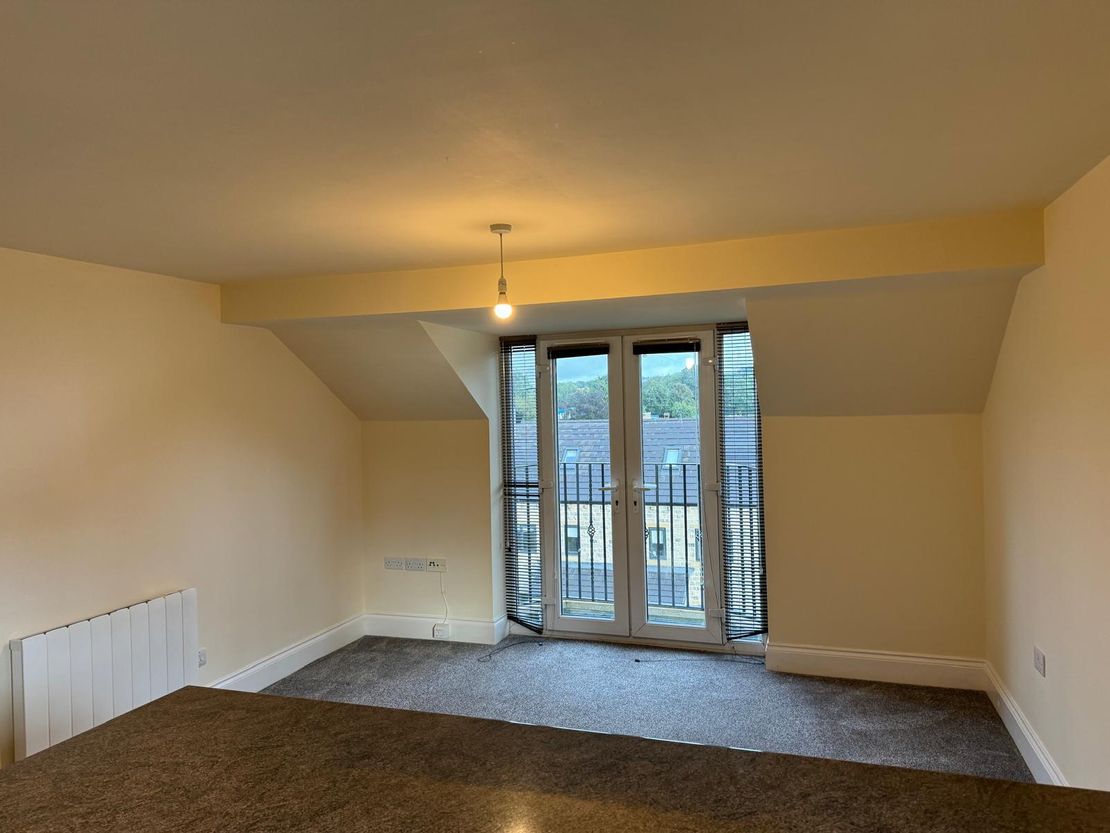 Flat Barnsley Road in Kirklees