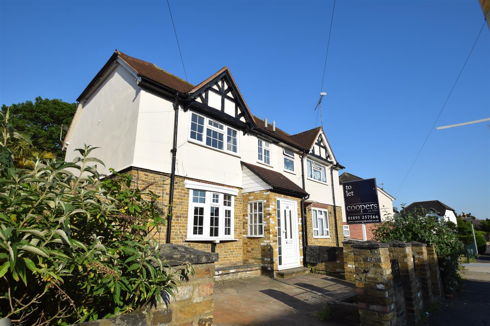 House Wescott Way in Greater London