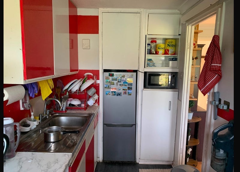 Room Gale Close in Greater London