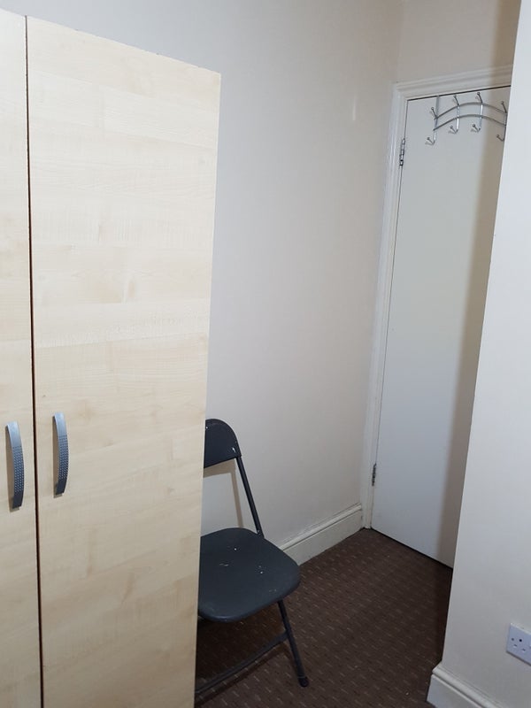 Room South Esk Road in Greater London