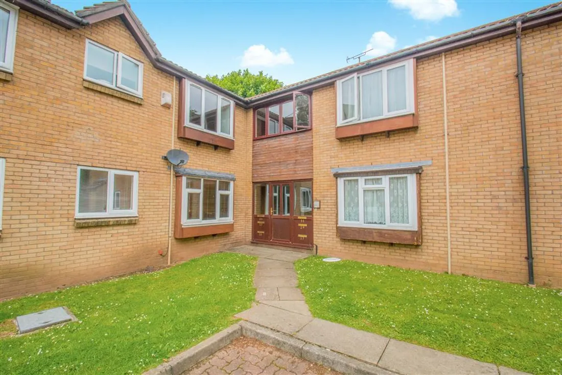 Flat Fairhaven Close in Cardiff