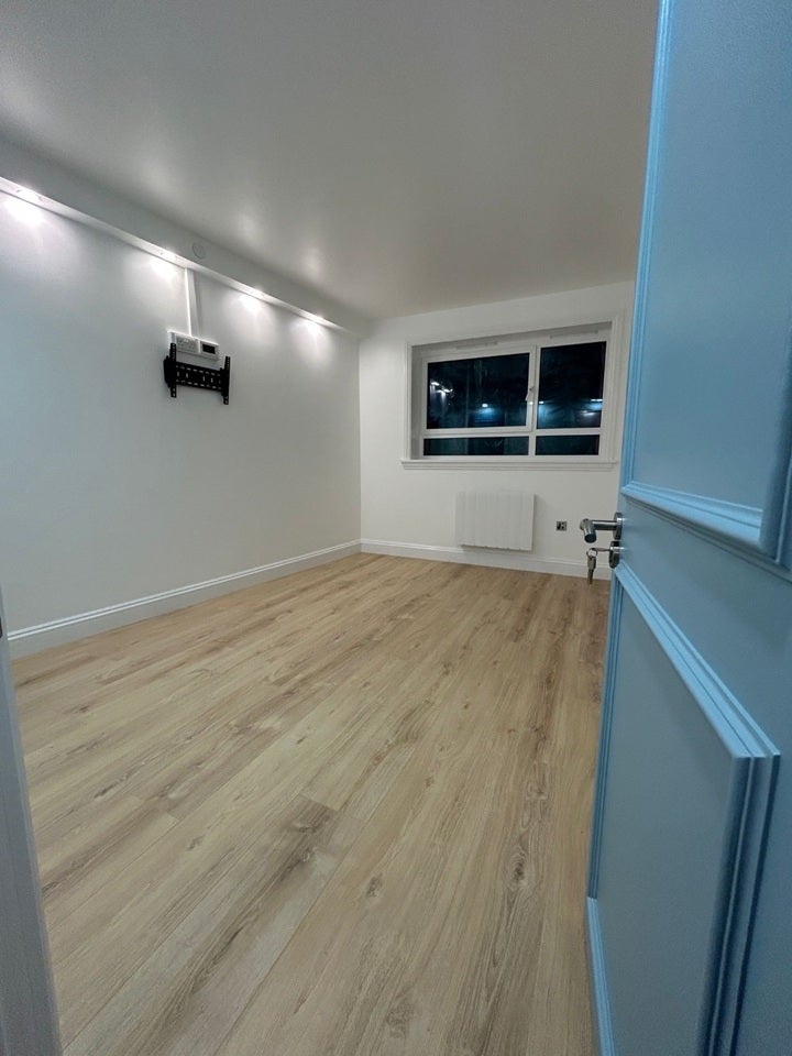 Flat Lewisham Park in Greater London