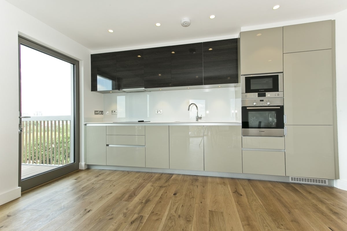 Flat Bywell Place in Greater London