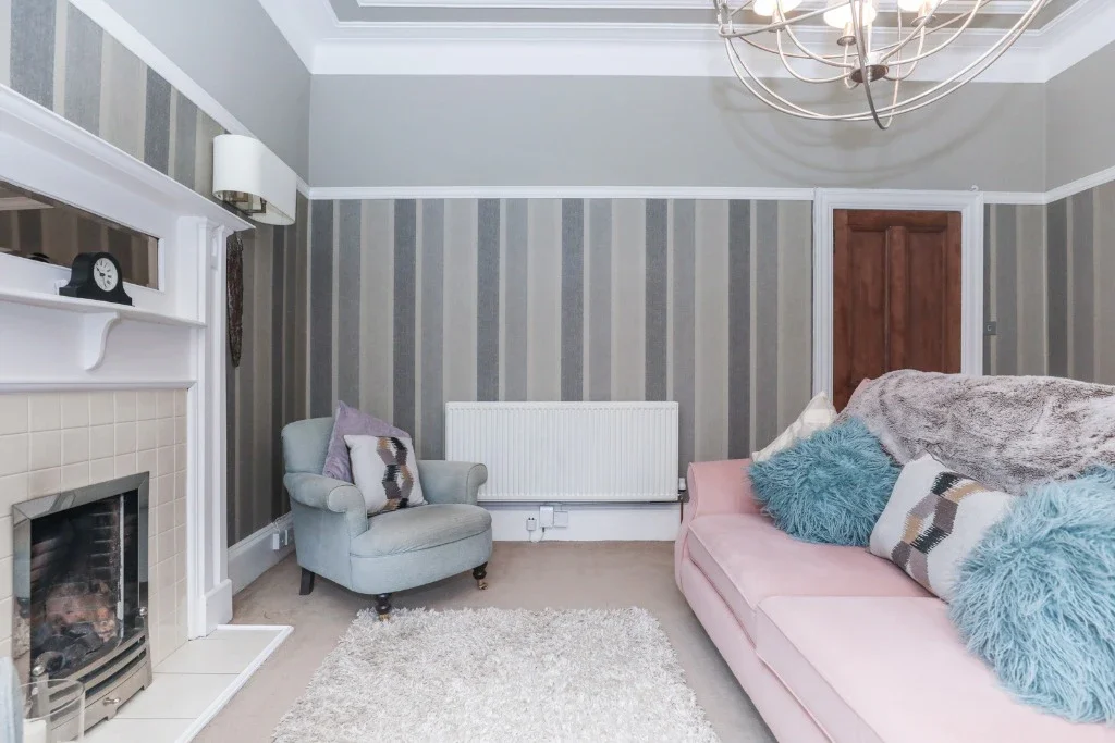 Flat Novar Drive in Glasgow