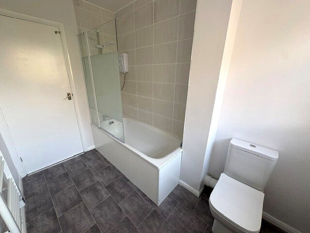 Flat Prideaux Road in Eastbourne