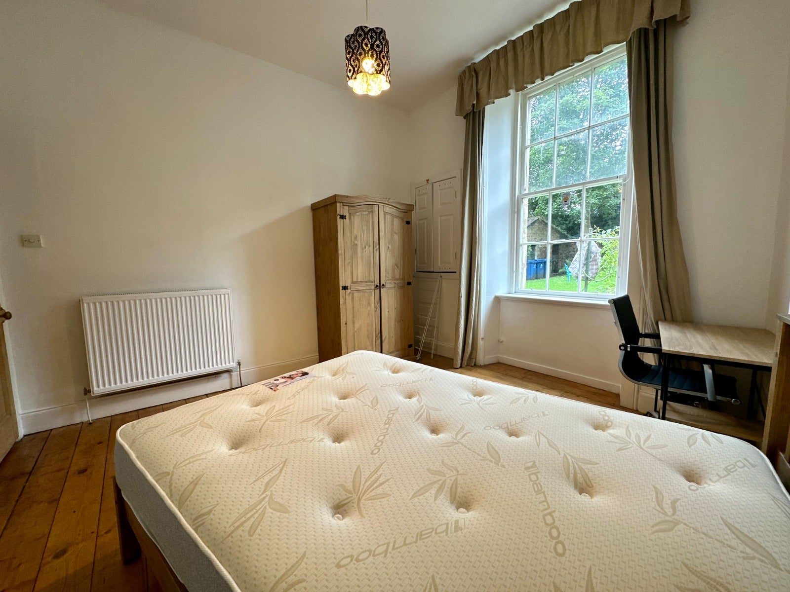 Flat St Vincent Crescent in Glasgow