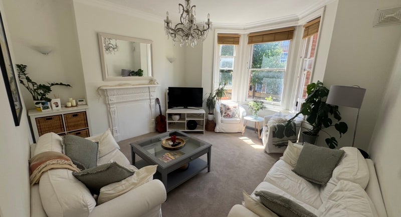 Flat Essendine Road in City of Westminster
