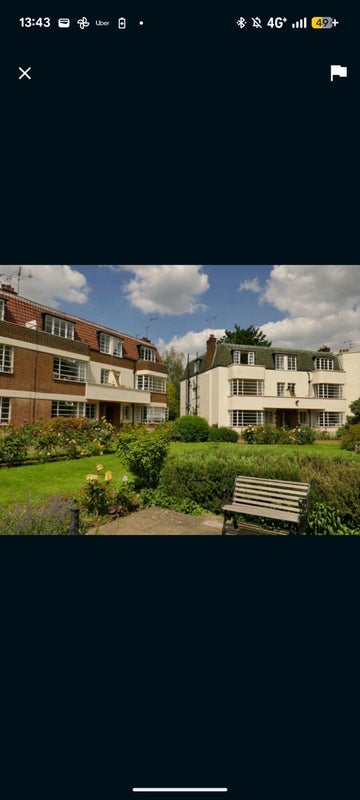 Room Greenway Close in Greater London