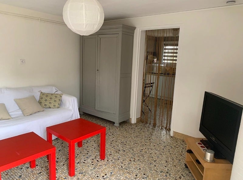 House Passage Jean Monnet in Aiguillon