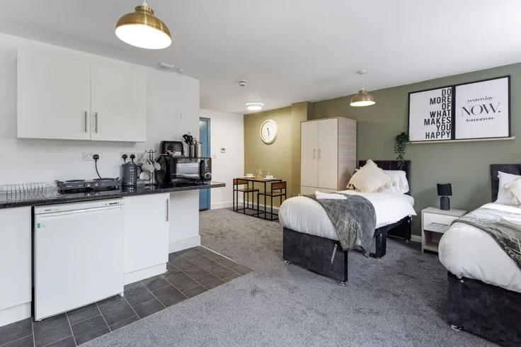 Room Borough Road in Middlesbrough
