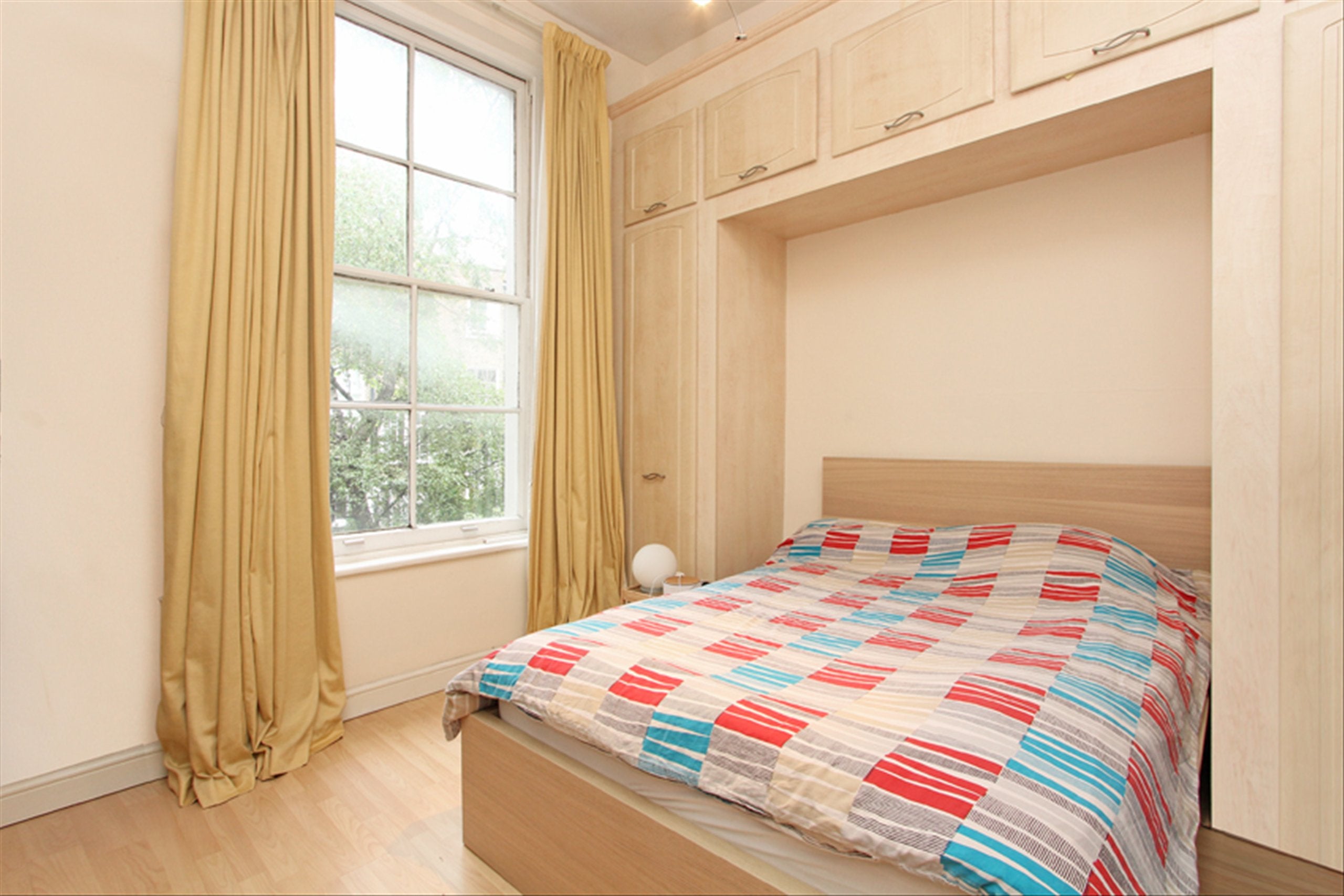 Flat Durham Terrace in City of Westminster