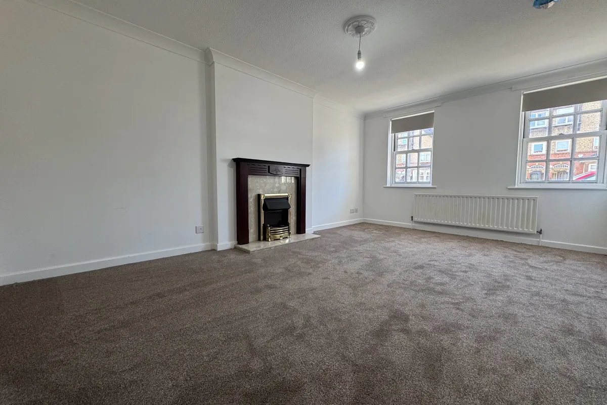 Flat North Parade in South Kesteven