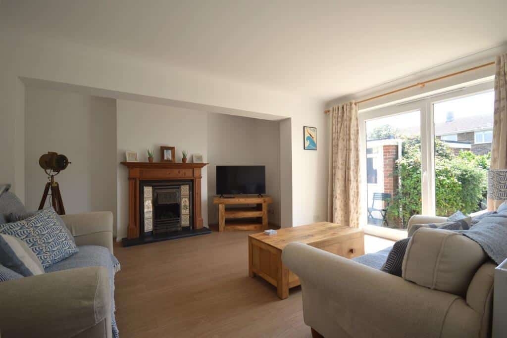 House Bennetts Close in Chichester