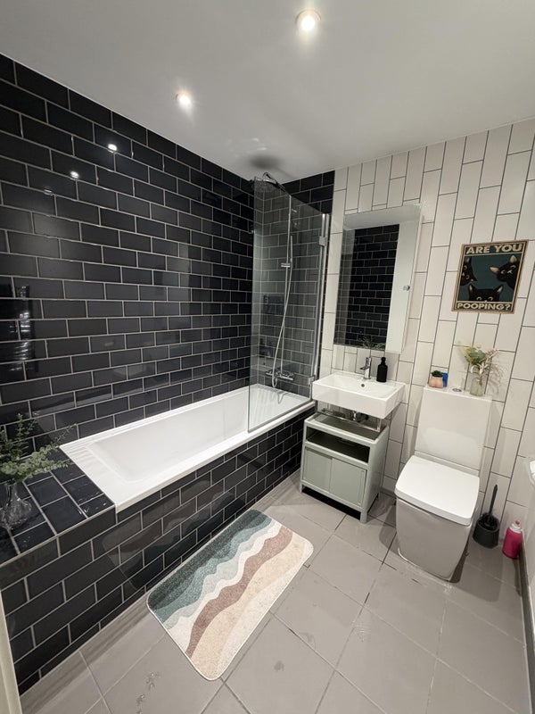 Room Bonnet Street in Greater London