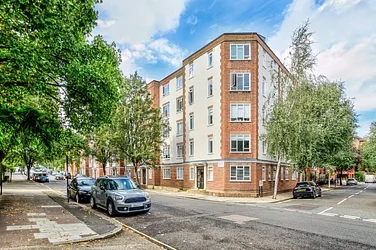 Flat Charlbert Street in City of Westminster