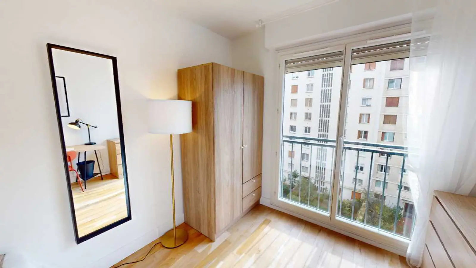 Room Rue des Cévennes in Paris