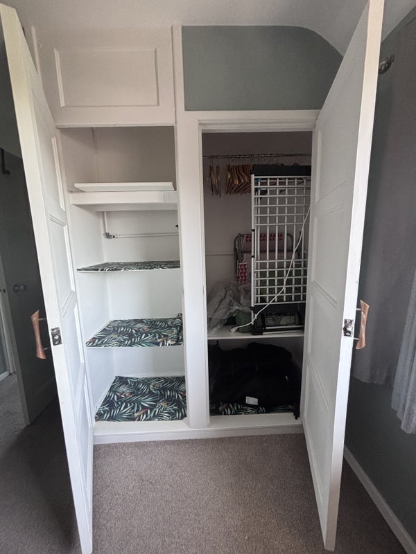 Room Lidgett Lane in Leeds