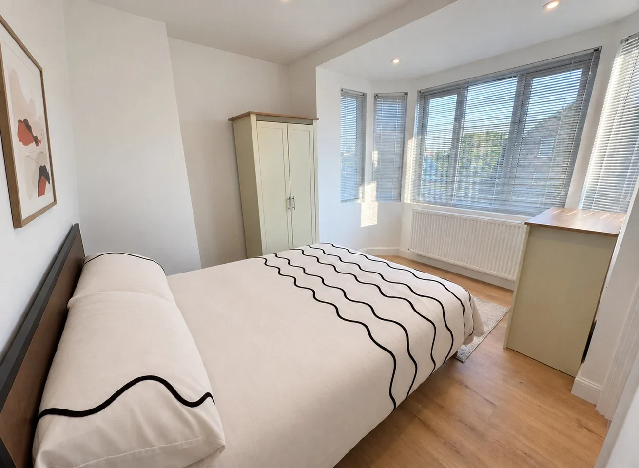 Room Ingram Road in Gillingham
