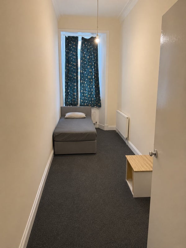 Room Buccleuch Street in Glasgow