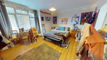 Room Bernard Road in Brighton