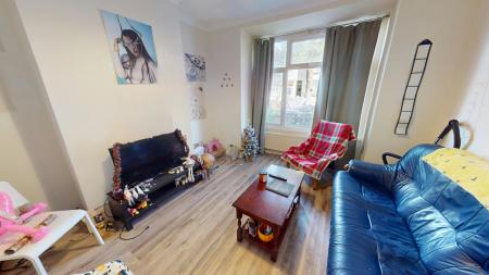 Room Bernard Road in Brighton