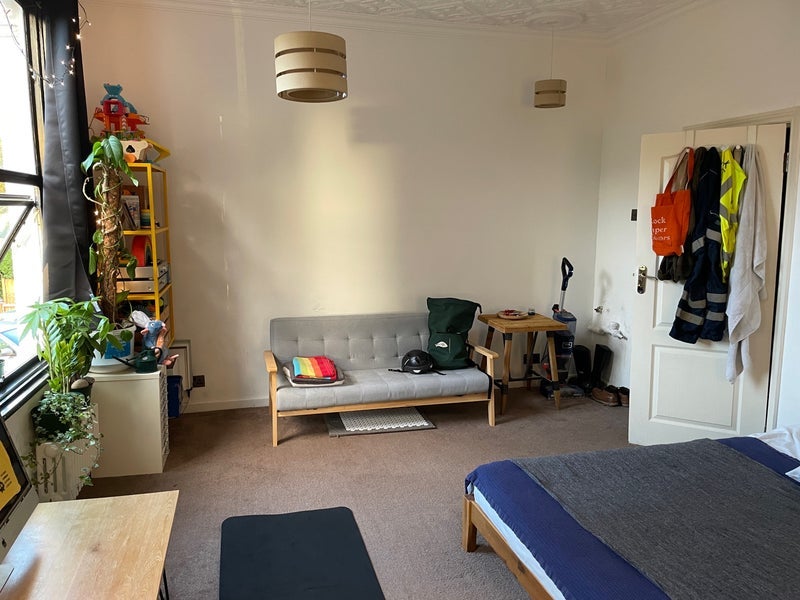 Room Breakspears Road in Greater London