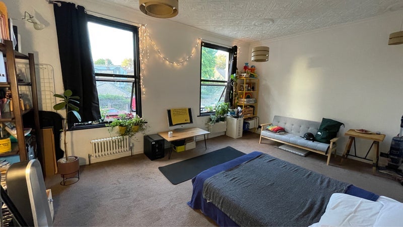 Room Breakspears Road in Greater London