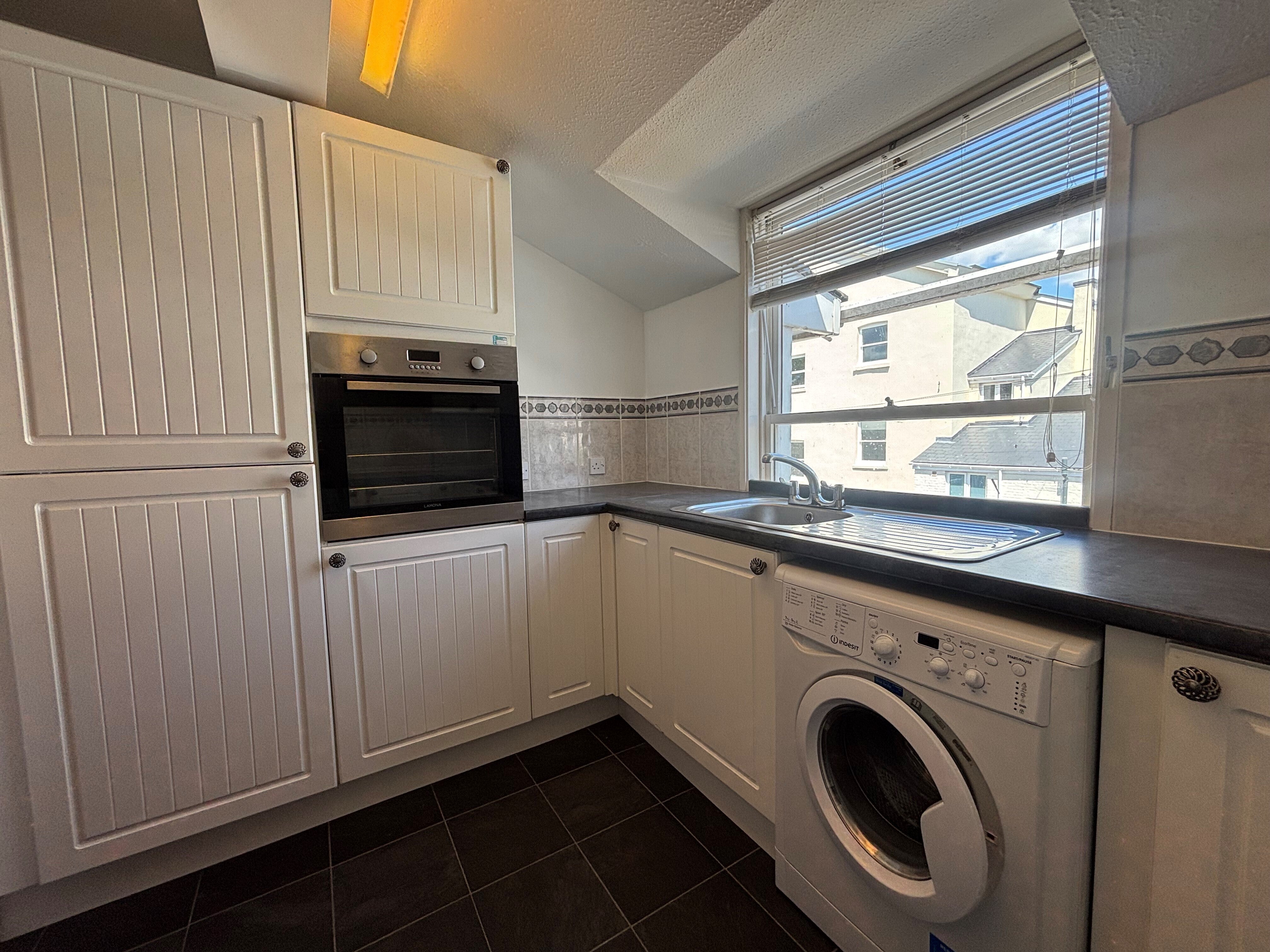 Flat Colleton Crescent in Exeter