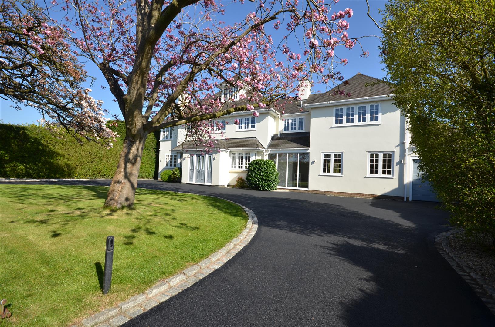 House Airdale Road in Stone