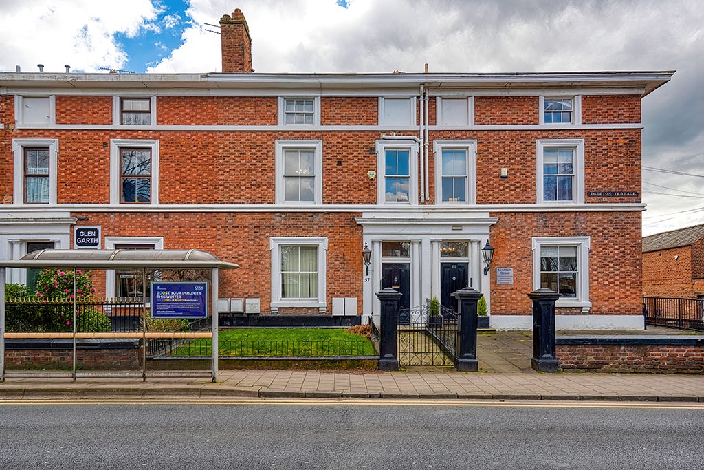 Flat Hoole Road in Chester
